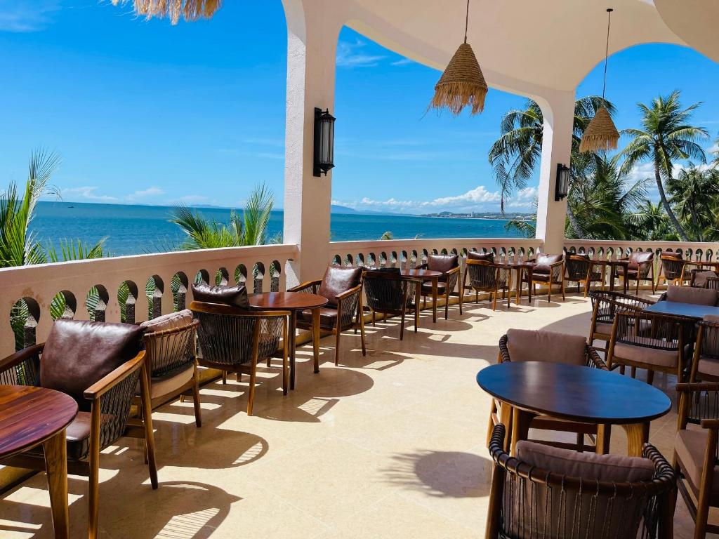 Combo Mũi Né Giá Rẻ với Le VIVA Resort Mũi Né
