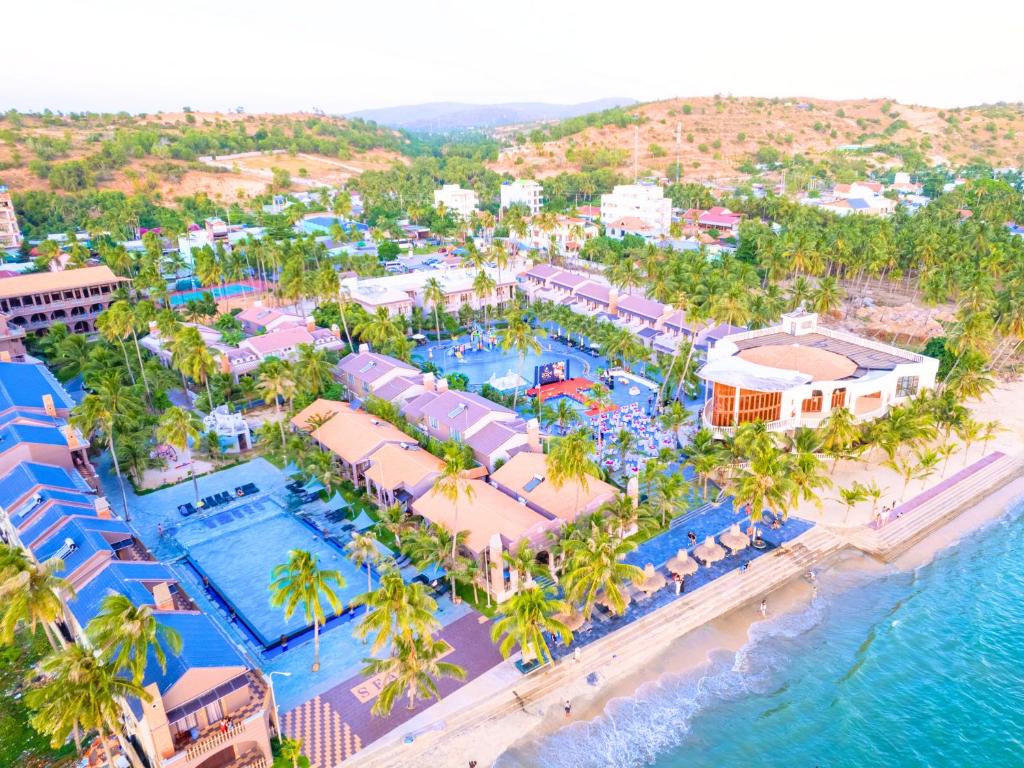 Combo Mũi Né Giá Rẻ với Le VIVA Resort Mũi Né