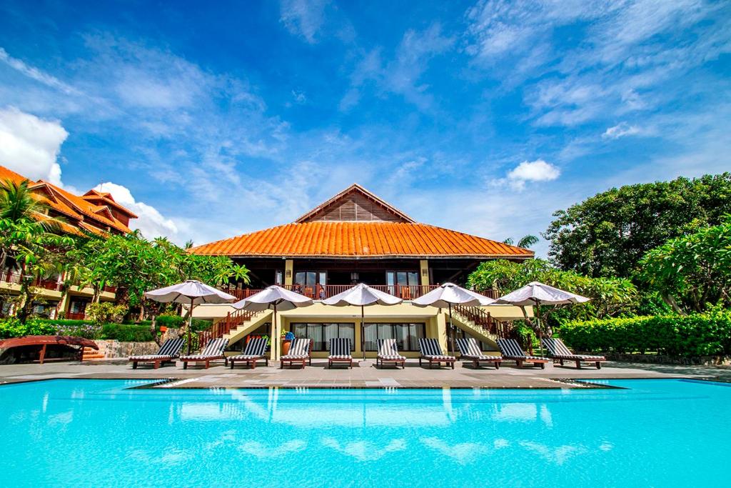 Combo Mũi Né Giá Rẻ với Romana Resort & Spa