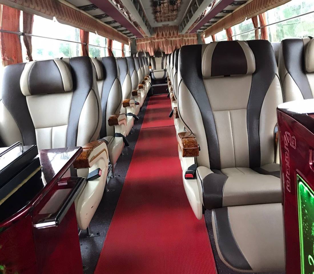 Limousine 28 Seats Rental In Vietnam – My Tam Travel
