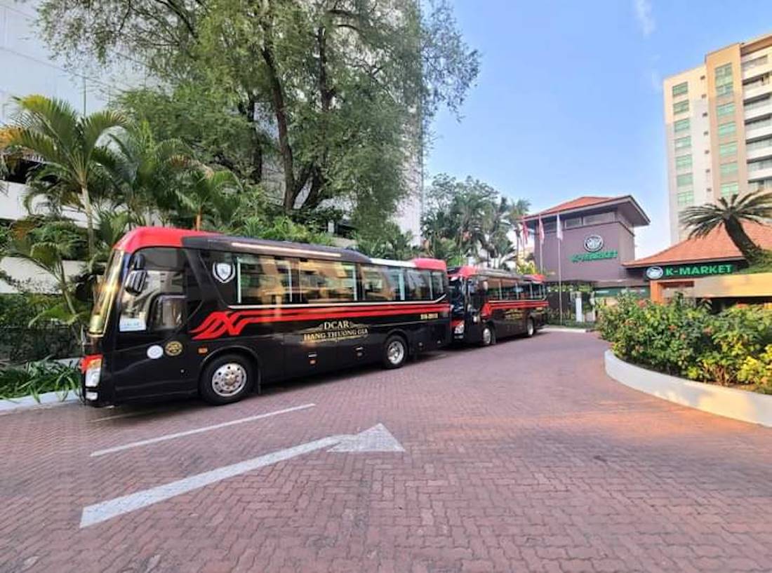 Car Rental With Tours I Premium 4-16 Seat Vehicles & Luxury Limousines