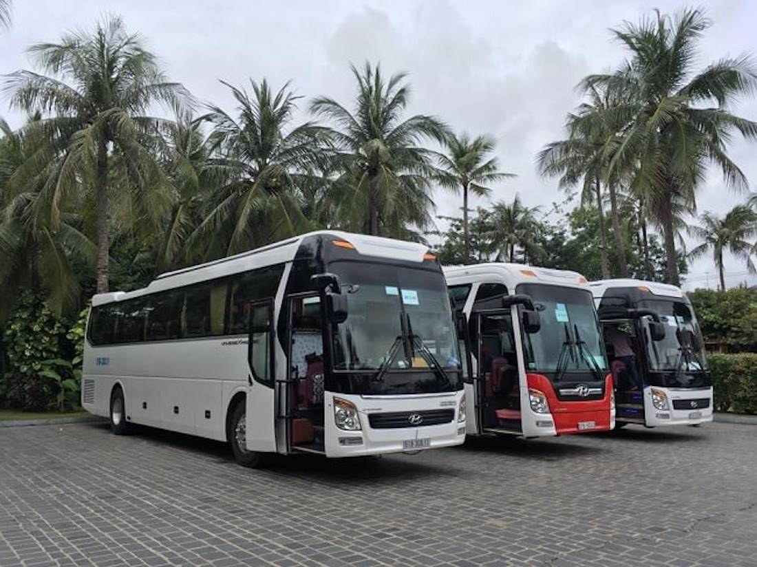 Car Rental With Tours I Premium 4-16 Seat Vehicles & Luxury Limousines