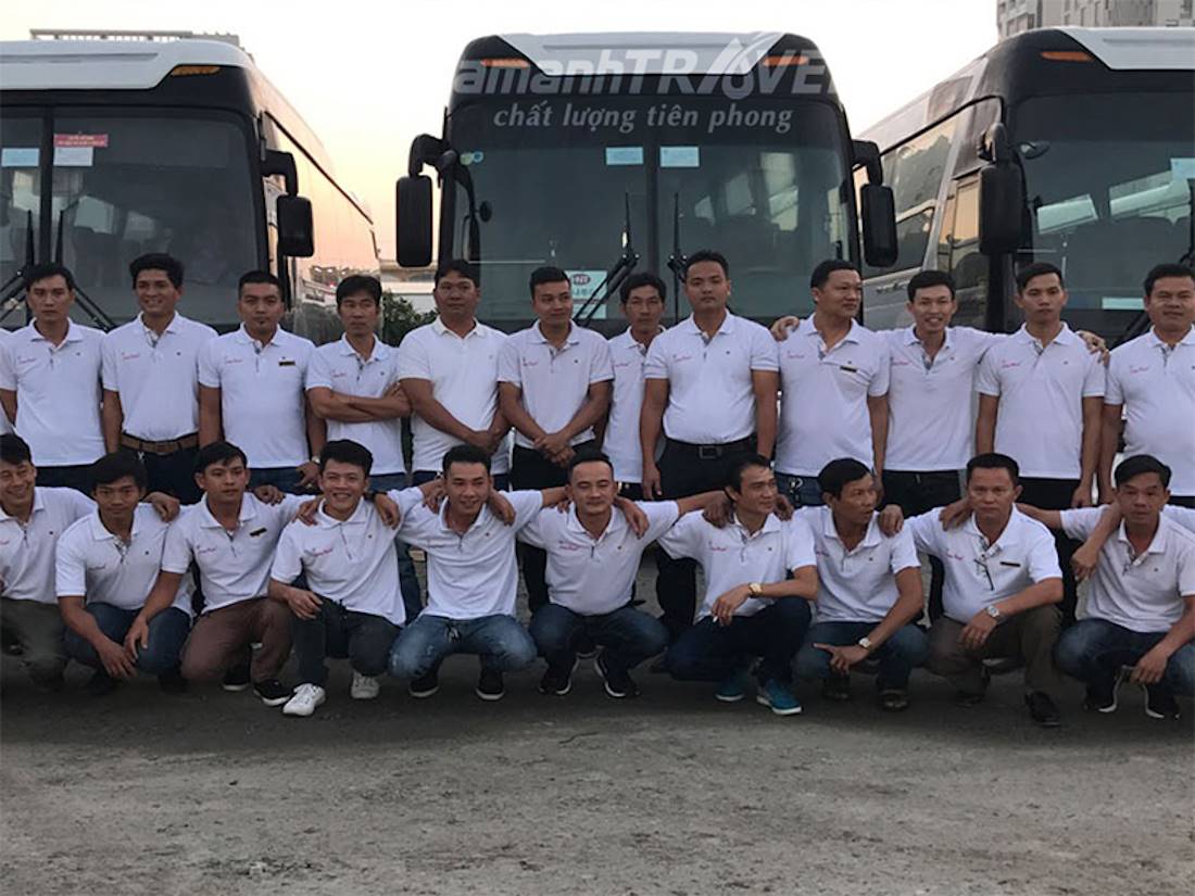 Thuê Xe 29 Chỗ Từ A-Z | Kinh Nghiệm, Bảng Giá & Mẹo Tiết Kiệm