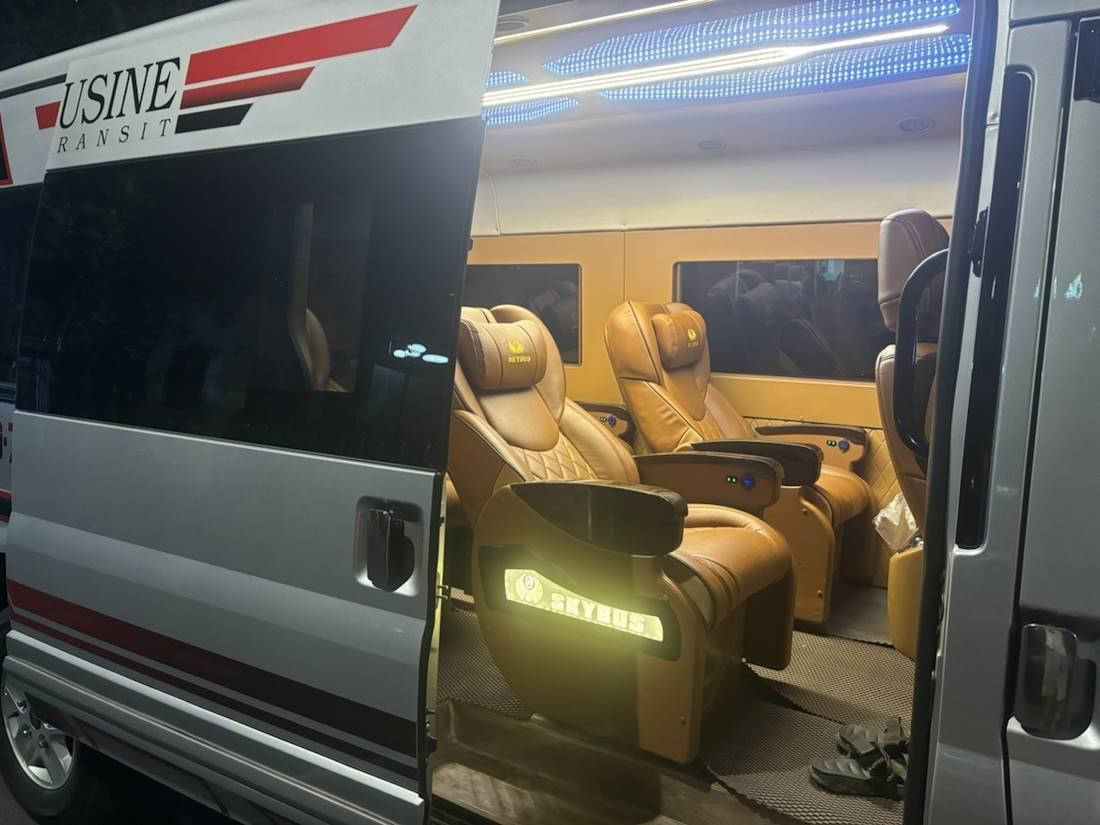 Thuê Xe Có Tour 4-7-16-29-35-45c. Limousine 9-11-15-18-28c