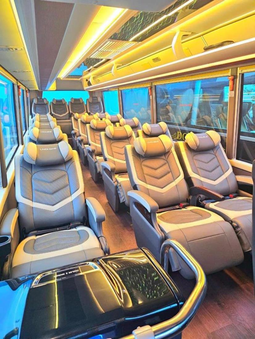 Car Rental Limousine 15 Seats I The Ultimate Guide To Luxury Group Travel