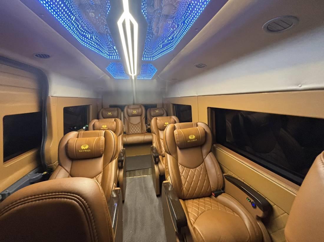 Rental Limousine 11 Seats I Premium Luxury Transportation Services In Vietnam