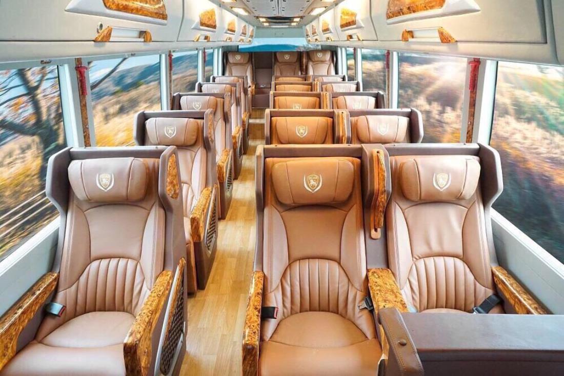 Car Rental Sai Gon To Vung tau 4-7-9-11-18 Seater Limousine