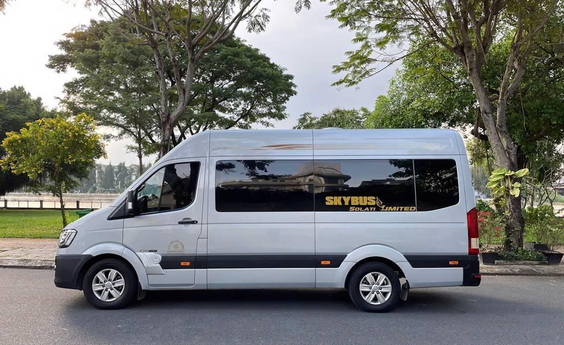 Car Rental Sai Gon To Vung tau 4-7-9-11-18 Seater Limousine