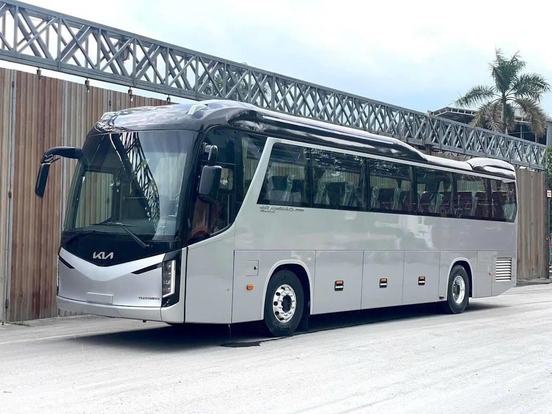 Bus Rental 45 Seats In Vietnam | The Ultimate Guide For Group Travel