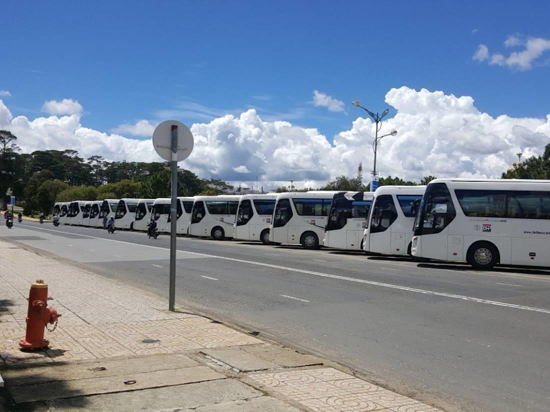 Car Rental Sai Gon To Vung tau 4-7-9-11-18 Seater Limousine