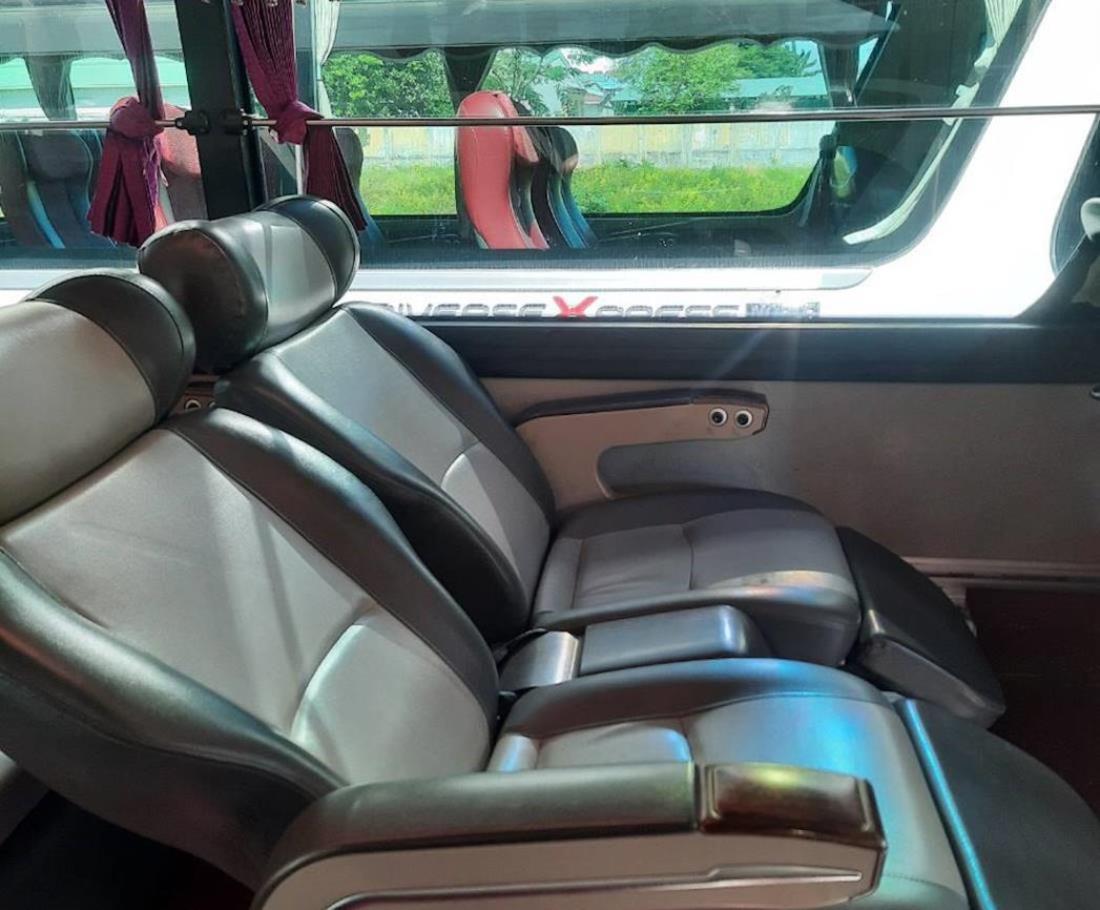 Car Rental Sai Gon To Vung tau 4-7-9-11-18 Seater Limousine