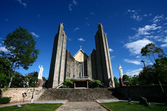 Đà Nẵng – Hội An – Bà Nà – Huế – Phong Nha/ Thiên Đường